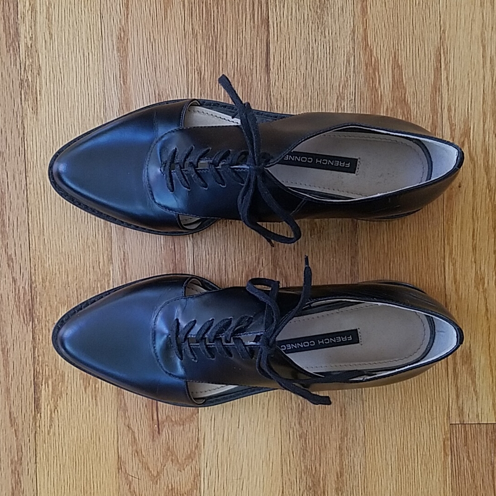 French Connection - Women - Black - Oxfords - Cut Out - Size 6 US, 36 EU.